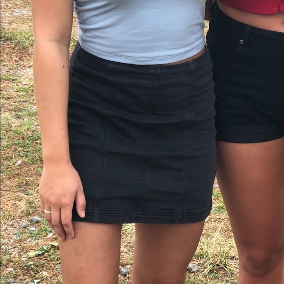 Black Denim Fitted Skirt - Picture 1 of 2